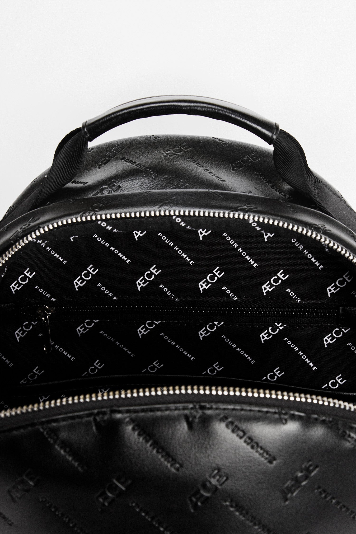 ÆCE Backpack